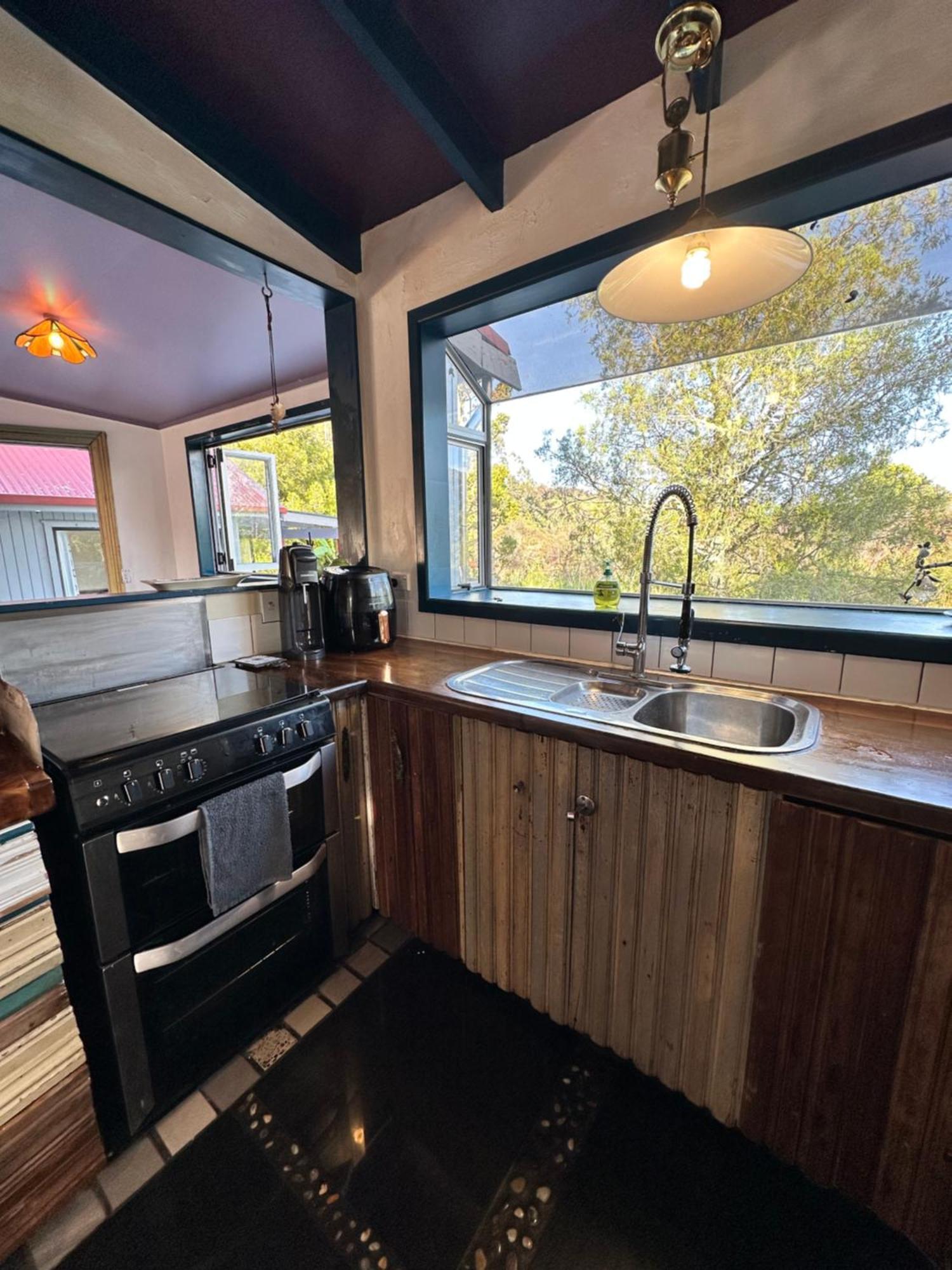 Cooks Beach Holiday Home Екстер'єр фото