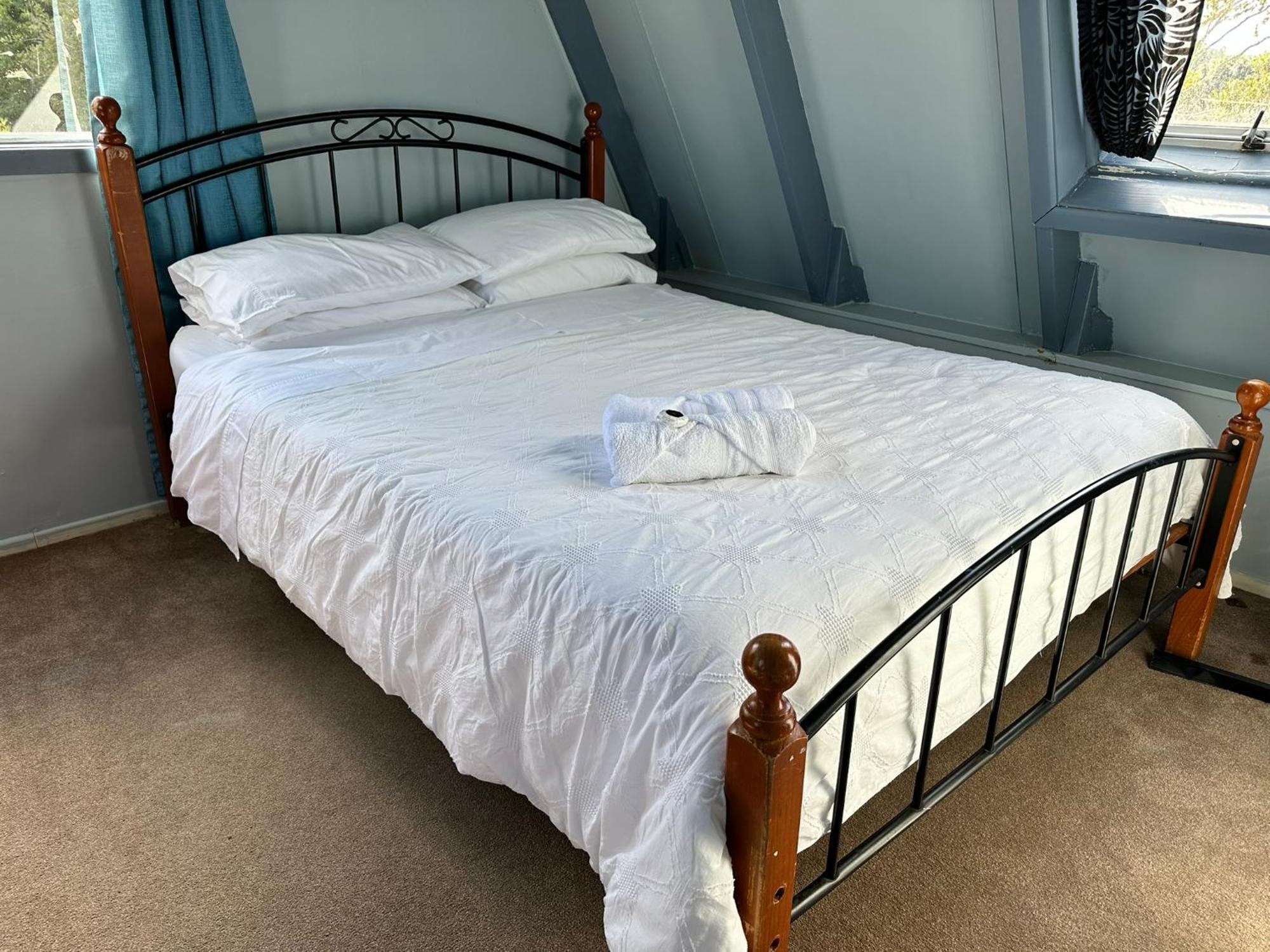 Cooks Beach Holiday Home Екстер'єр фото