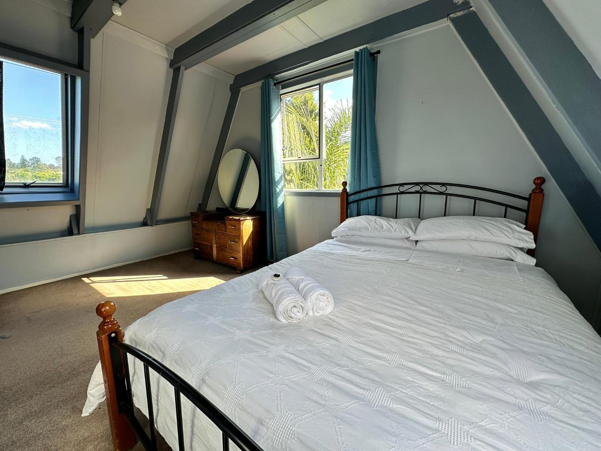 Cooks Beach Holiday Home Екстер'єр фото